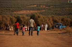 Food distribution in Hatay Turkish-Syrian border, August 29, 2012